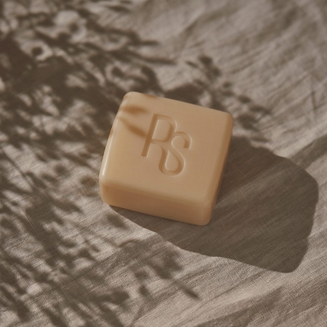 hydrating vegan hand soap by real saboaria - Filigree Collection